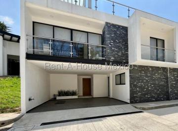 Casa de 3 habitaciones, Cuautitlán Izcalli · Rento Amplia Casa en Bosques del Lago / Cuautitlan Izcalli