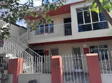 Casa de 3 habitaciones, Monterrey · Renta Casa Planta Alta a Unas Cuadras de Parque Fundidora Centro Mty