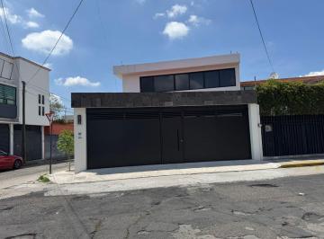 Oficina , Morelia · En Renta Consultorios, Oficinas (Sanchez de Tagle)