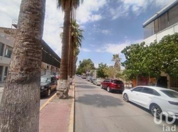 Edificio · 750m² · 1 Recámara · Edificio en Venta en El Centro Historico de La Ciudad de Torreón