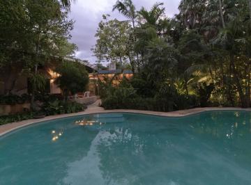 Casa · 506m² · 5 Recámaras · Casa en Venta, 5 Recamaras, Alberca, Paneles, Paraiso en Cholul (Fvc - 2897)
