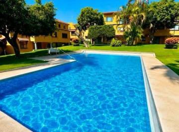 Casa en condominio de 3 habitaciones, Cuernavaca · Casa en Condominio con Seguirdad, Alberca, Cancha y Áreas Verdes