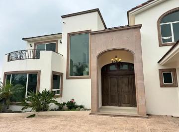 1 · Casa Bosques Valle Alto Venta