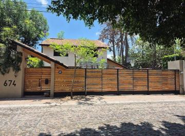 f80ebb27ca3f3b3093383f4ddffebacdf014228484c9ce83ec75e84a7d0d8d20 · Casa en Venta en Jurica