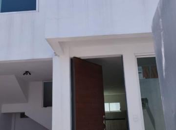 Casa de 3 habitaciones, Cuernavaca · Renta Excelente Casa Sola Ubicada Bosques de Cuernavaca Al Norte.