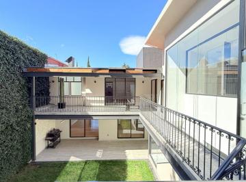 Casa de 4 habitaciones, Huixquilucan · Casa en Parques de La Herradura - Remodelada y Seguridad 24/7