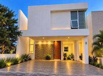 Casa de 3 habitaciones, Tepic · Hermosa y Moderna Casa en Coto Privado con Vigilancia.