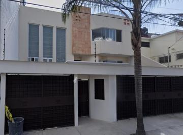 Casa de 3 habitaciones, Atizapán de Zaragoza · Casa en Las Arboledas Atizapan, con Patio, Cerca de Plazas, Escuela, Hospital y Vias Rapidas.