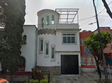 Casa de 3 habitaciones, Azcapotzalco · Casa en Venta en Azcapotzalco