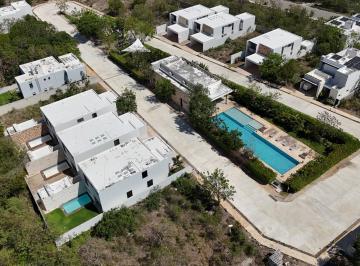 Terreno / Lote · 357m² · Terreno en Venta en Privada Residencial Varena en Cholul, Mérida Yucatán. - (4)