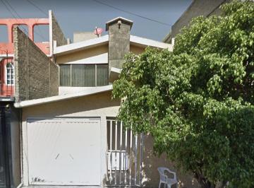 Casa de 3 habitaciones, Nezahualcóyotl · Casa de 100 m² con 3 Recámaras en Venta en Valle de Aragon 1ra Secc