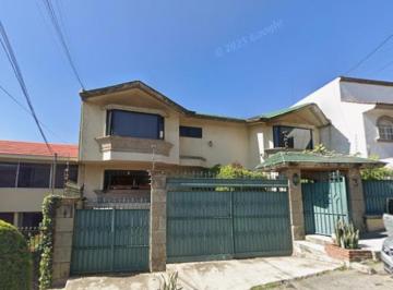 Casa de 4 habitaciones, Naucalpan de Juárez · Casa en Venta en Naucalpan de Juarez