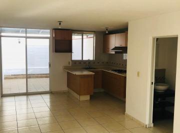 Casa en condominio de 2 habitaciones, San Pedro Tlaquepaque · Casa en Coto a un Costado de Punto Sur