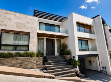 Casa de 3 habitaciones, San Pedro Garza García · Casa en Venta Residencial Chipinque, San Pedro Garza García