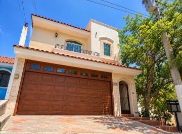 Casa de 3 habitaciones, Culiacán · Venta de Casa en Culiacan Rosales Sinaloa Colonia Loma Linda