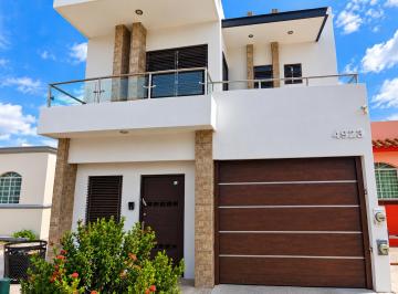 Casa de 3 habitaciones, Culiacán · Venta de Casa en Culiacan Rosales Sinaloa en El Fraccionamiento Valle Alto