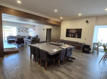 Departamento · 261m² · 3 Recámaras · 2 Estacionamientos · Departamento en Lomas Country Club en Venta