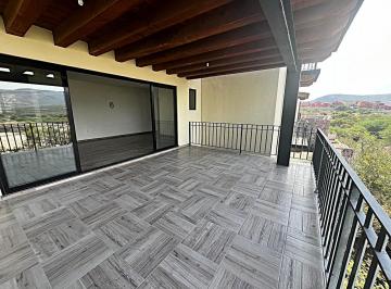 Departamento · 170m² · 3 Recámaras · 1 Estacionamiento · Departamento en La Escondida