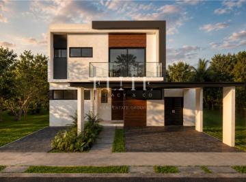 Casa · 306m² · 4 Recámaras · 2 Estacionamientos · Casa en Preventa en Residencial Vía Cumbres de 4 Recámaras con Alberca y Recámara en Planta Baja