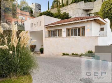 Casa · 500m² · 3 Recámaras · 3 Estacionamientos · Casa en Bosques de Las Lomas