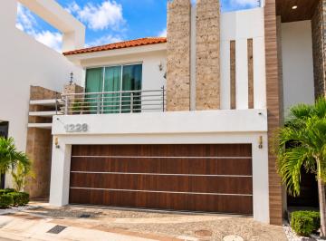 Casa de 3 habitaciones, Culiacán · Venta de Casa en Culiacan Rosales Sinaloa