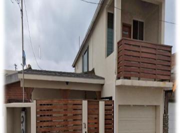 Casa de 5 habitaciones, Playas de Rosarito · Bonita Casa Cerca de La Playa Venta Remate en Rosarito Baja California