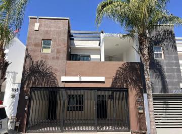 1 · Casa en Venta en Residencial de La Sierra, Zona Sur y Carretera Nacional, Monterrey, N. L. (Rl)