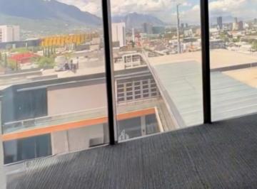 1 · Oficina en Renta de 51 m² en Plaza Chroma