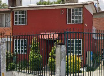Casa de 2 habitaciones, Cuautitlán Izcalli · Casa de Oportunidad 100 m² con 2 Recámaras, en Bosques de La Hacienda, Cuautitlan Iztalli, Fcc.