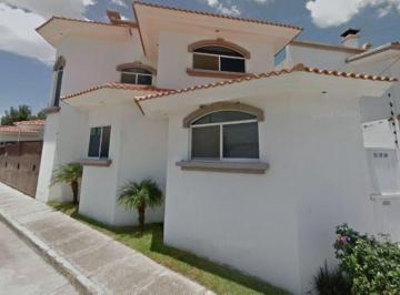 Casa de 5 habitaciones, Durango · Venta de Casa en Loma Aconcagua, Loma Dorada Durango