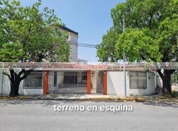 Terreno / Lote · 345m² · 7 Recámaras · 2 Estacionamientos · Terreno / Lote en Venta en Leones