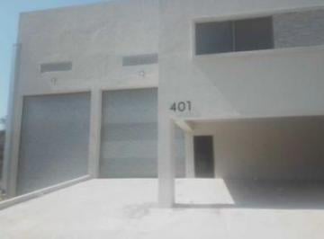 Nave industrial · 819m² · 4 Estacionamientos · Bodega Industrial en Venta en Santa Catarina