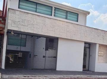 Casa de 4 habitaciones, Tlalpan · Casa en Venta en Tlalpan
