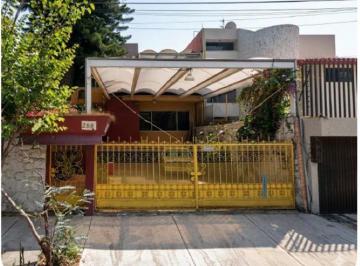 Casa de 3 habitaciones, Coyoacán · Casa en Venta en Coyoacan