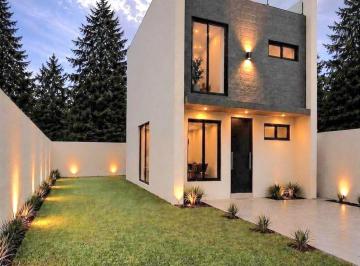 Casa de 3 habitaciones, Apizaco · Casa Venta Santa Anita Huiloac 3 Recámaras Jardín Roof Garden 2 Estacionamientos