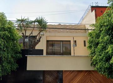 Casa de 4 habitaciones, Coyoacán · Casa en Venta en Coyoacán