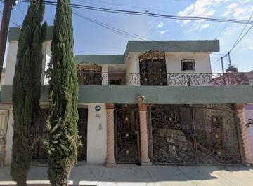 Casa de 4 habitaciones, Querétaro · Casa de Remate Adjudicada Cerca de Esfera y Galerias Queretaro en Mansiones del Valle Queretaro