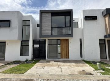 539b9ba9a7c85e55efb937fc684b9fcb684cdedb7ee77b545d10865600d90c71 · Casa en Venta en Casa Fuerte, Tlajomulco de Zuñiga