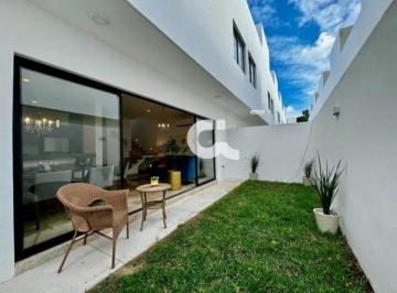 Casa · 153m² · Casa - Arbolada