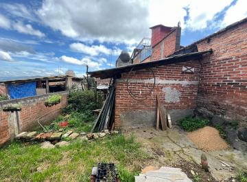 Casa de 1 habitación, Pátzcuaro · Casa Para Remodelar con Amplio Jardin en El Centro de Pátzcuaro
