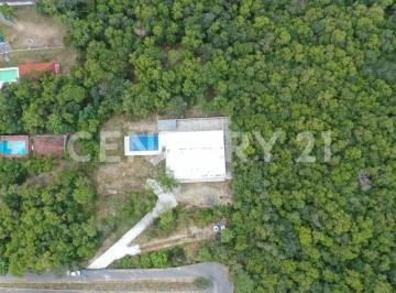 Quinta · 318m² · 3 Recámaras · 15 Estacionamientos · Quinta en Venta en Col. Villas de Allende en Allende Nuevo Leon