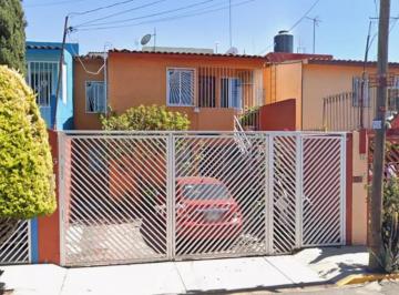Casa de 2 habitaciones, Tláhuac · Casa en Venta en Tlahuac