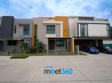 Casa de 3 habitaciones, Zapopan · Casa en Venta, Jardin Real, Zapopan, Jalisco
