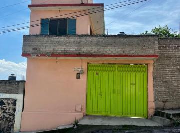 Casa · 200m² · 4 Recámaras · 2 Estacionamientos · Venta de Casa en Valle de Chalco Solidaridad
