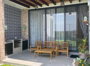 Casa · 172m² · 2 Recámaras · 3 Estacionamientos · Casa en Venta Lomas en Juriquilla Cd de Queretaro