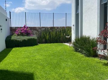 Casa · 173m² · 2 Recámaras · 3 Estacionamientos · Vendo Casa en Lomas en Juriquilla Cd de Queretaro