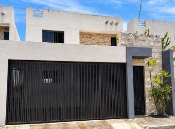 Casa de 3 habitaciones, Mérida · Casa en Venta en Fraccionamiento Las Americas