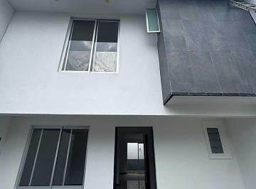 Casa · 148m² · 3 Recámaras · 2 Estacionamientos · Se Vende Casa en El Fortin Zapopan Jalisco