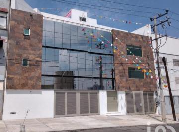 Edificio · 700m² · 1 Recámara · 8 Estacionamientos · Oficinas en Venta en Nucalpan