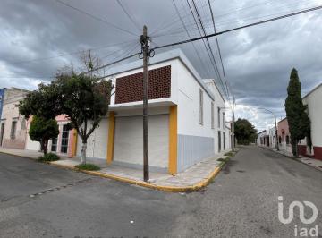 Local comercial · 130m² · Local Comercial Se Vende, a 2 Cuadras de La Antigua Estación del Ferrocarril